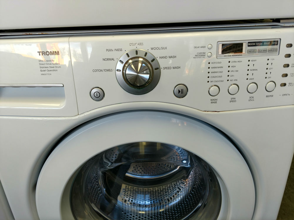 Used white stackable washer 